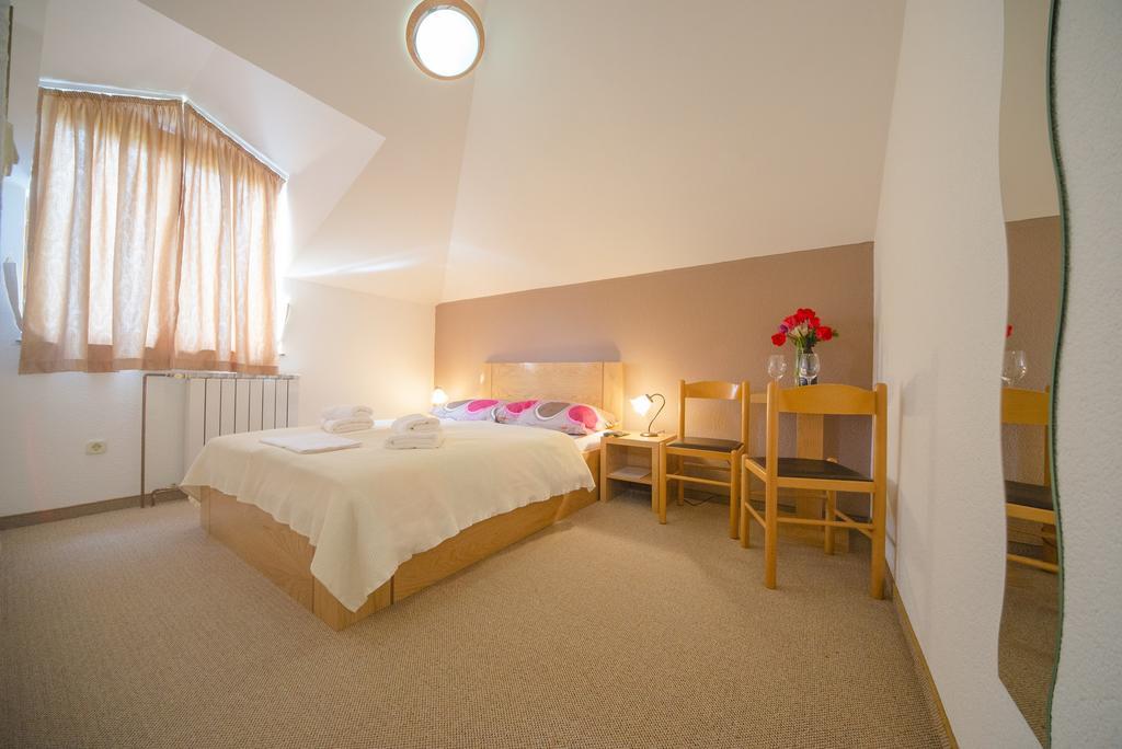 Plitvicka Vrela Hotel Grabovac  Buitenkant foto