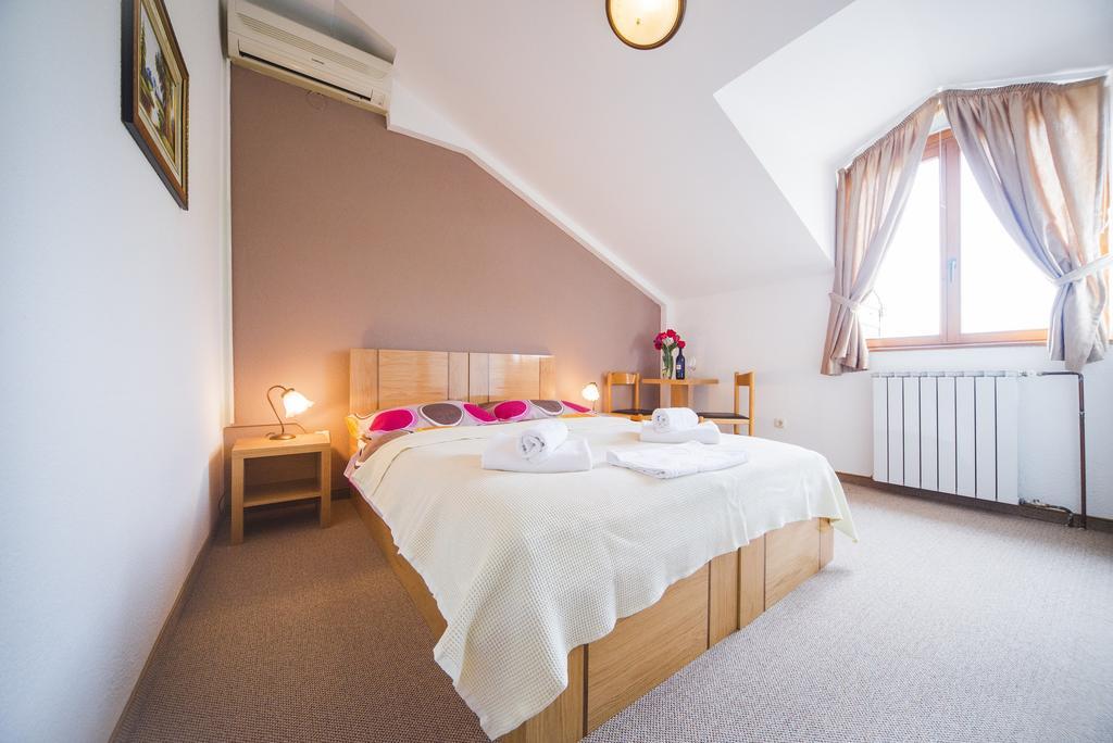 Plitvicka Vrela Hotel Grabovac  Buitenkant foto