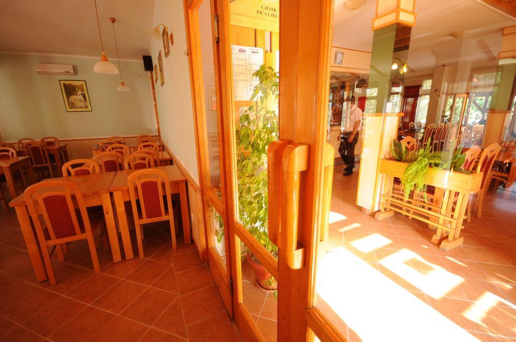 Plitvicka Vrela Hotel Grabovac  Buitenkant foto