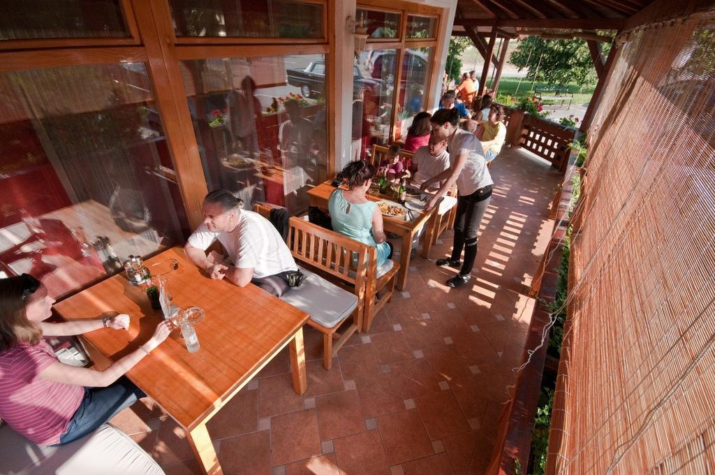Plitvicka Vrela Hotel Grabovac  Buitenkant foto